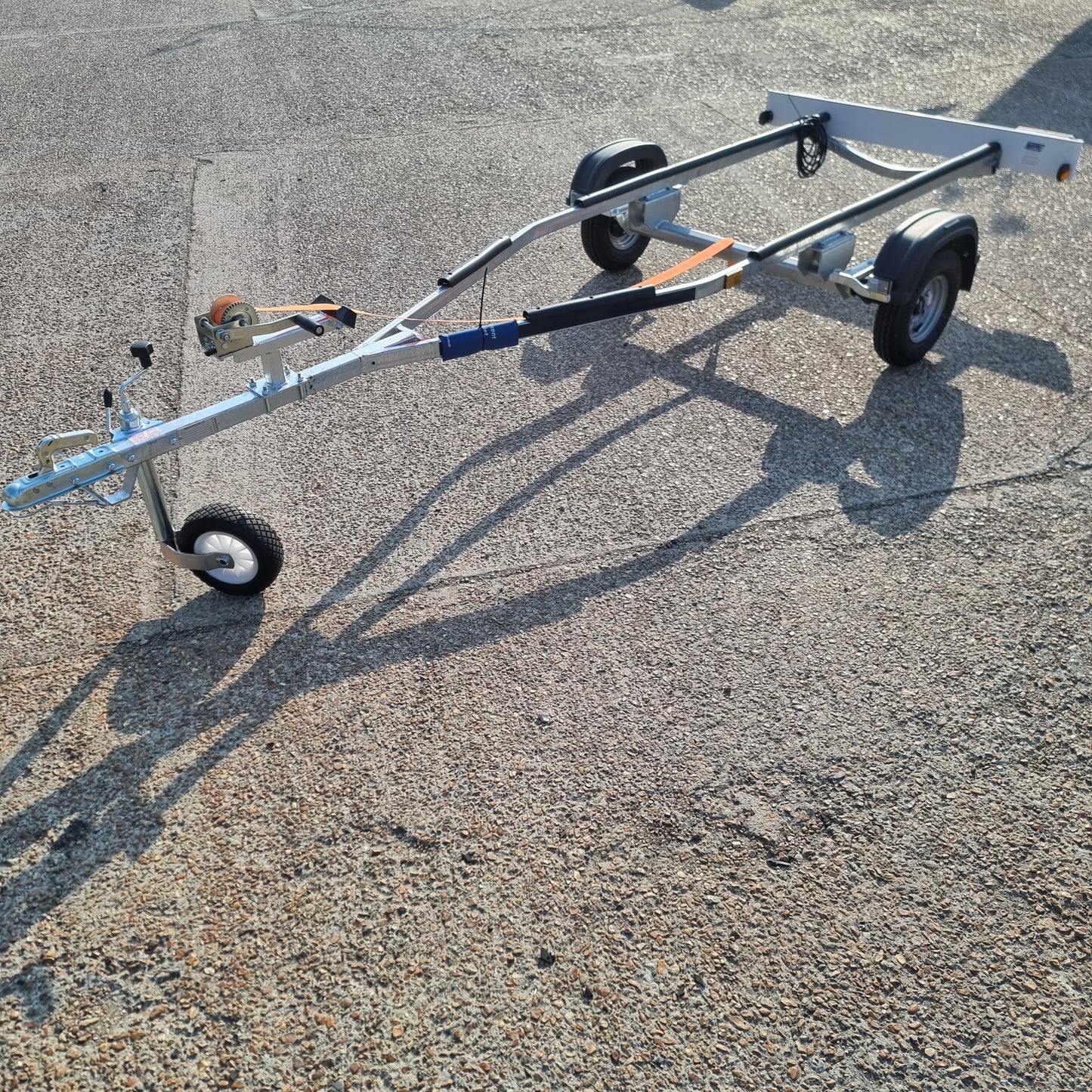 Indespension Coaster Nano Trailer
