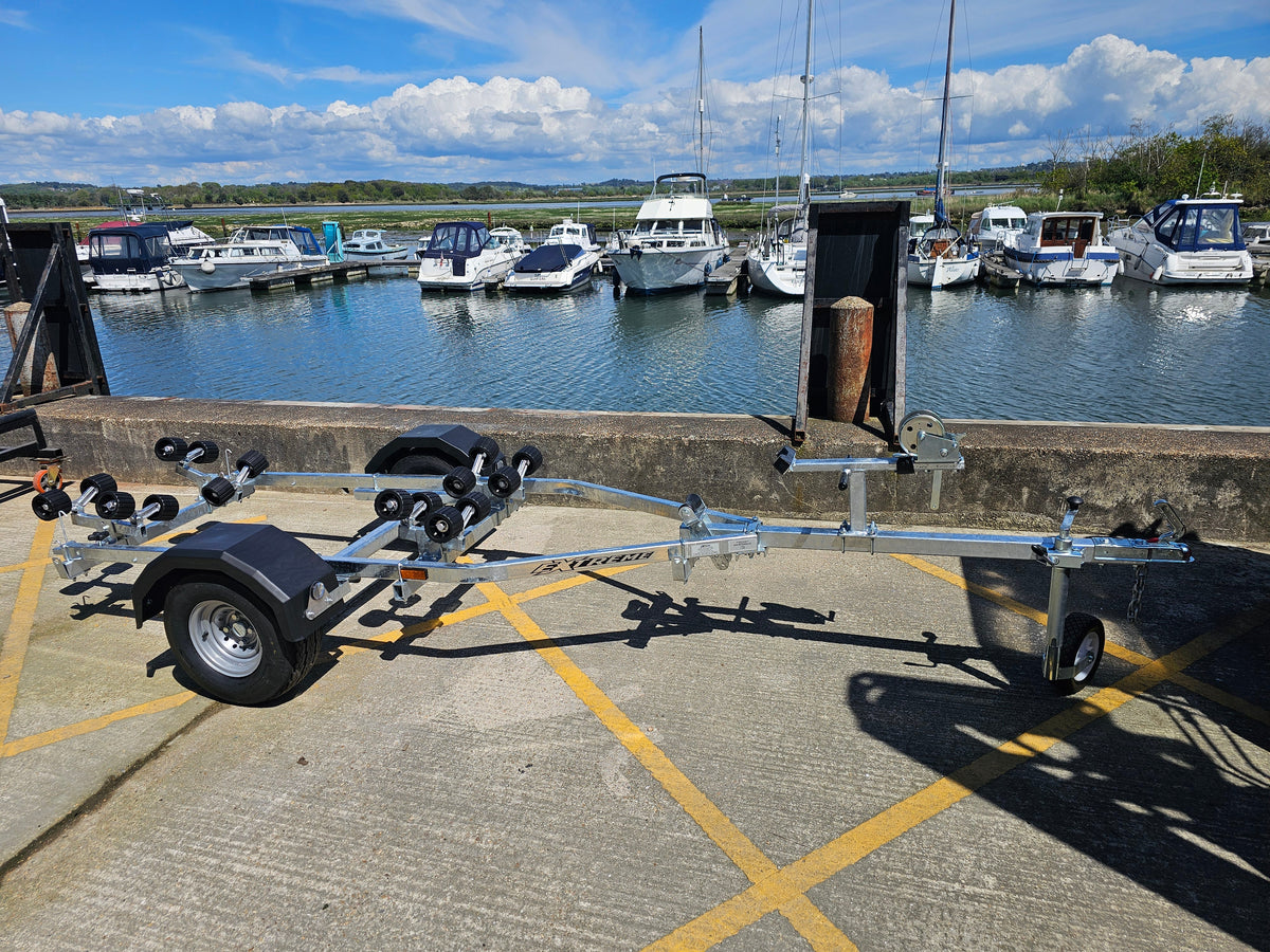 Extreme EXT750 750kg jet ski roller trailer
