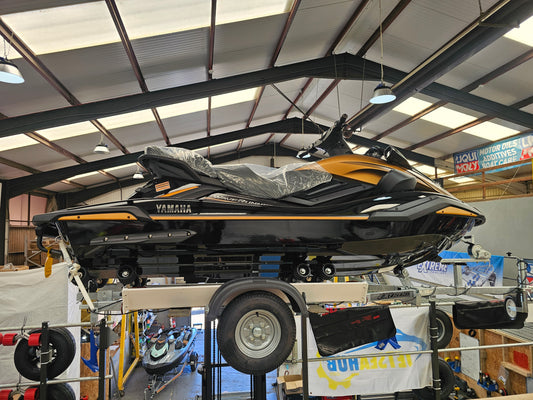 2025 Yamaha Waverunner FX Cruiser HO