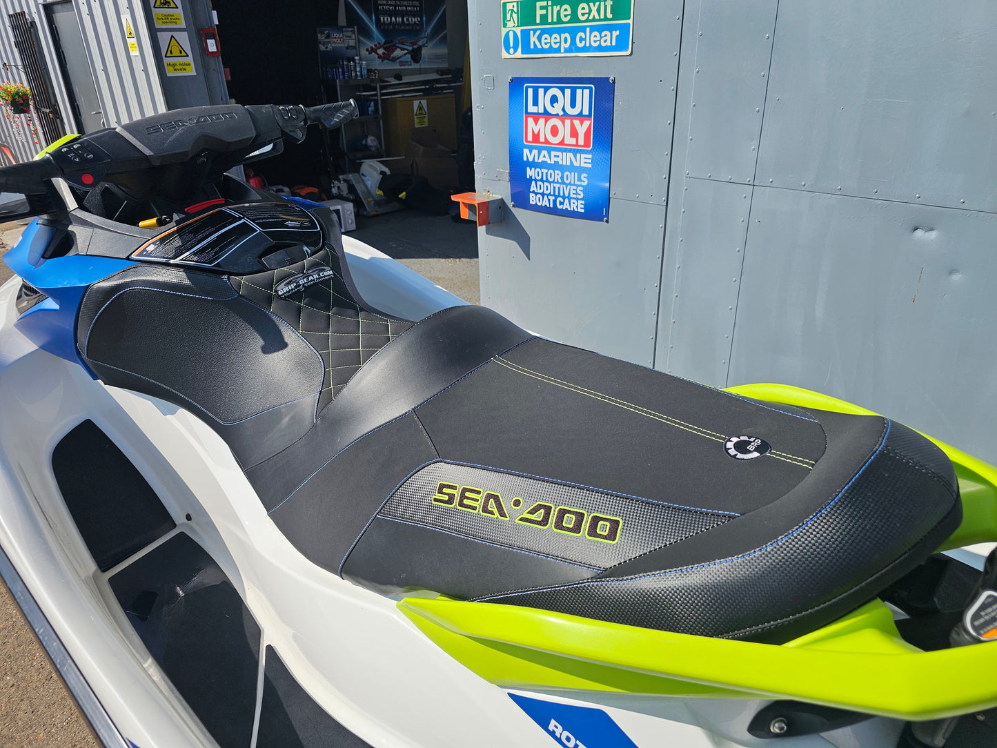 2016 Pre-owned Sea-Doo Wake Pro 215hp