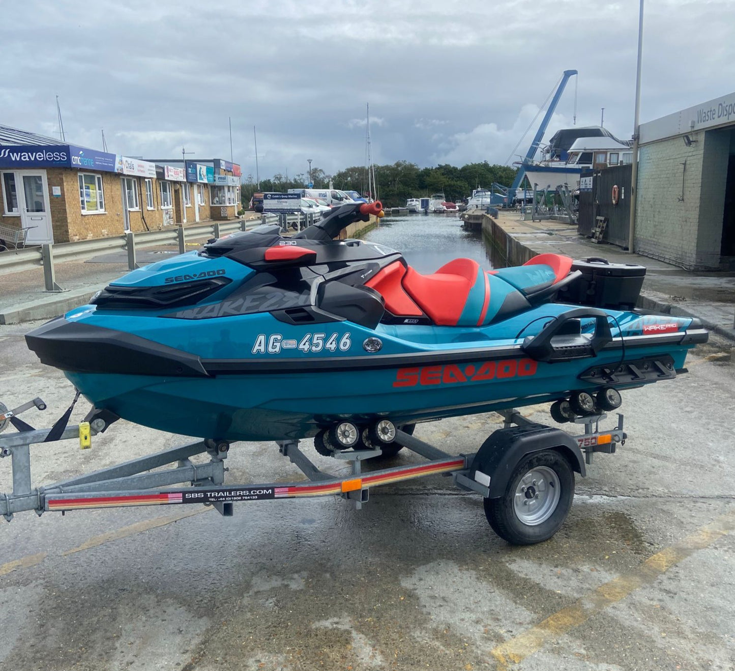 2018 Used Sea-Doo Wake Pro 230hp