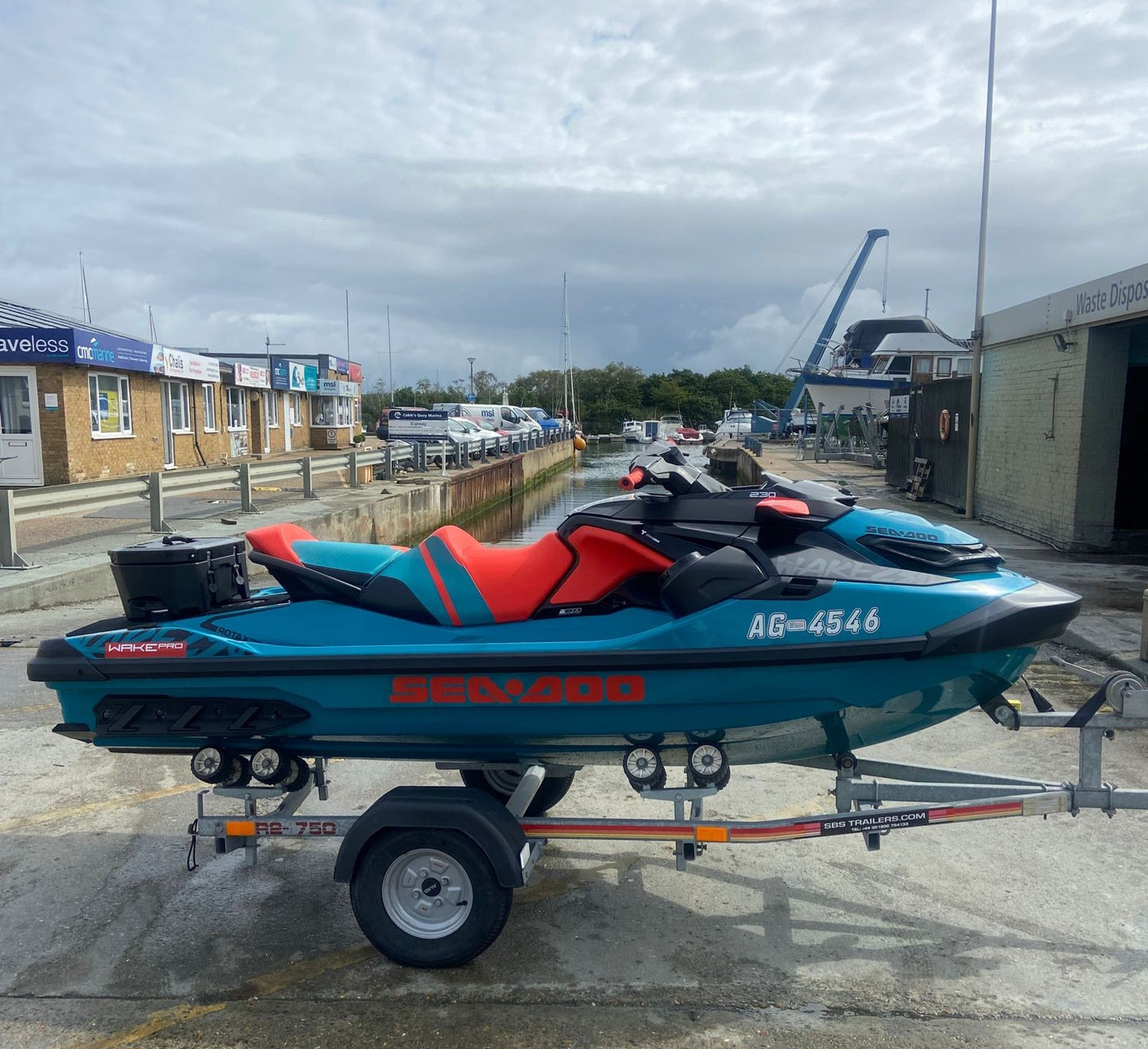 2018 Used Sea-Doo Wake Pro 230hp