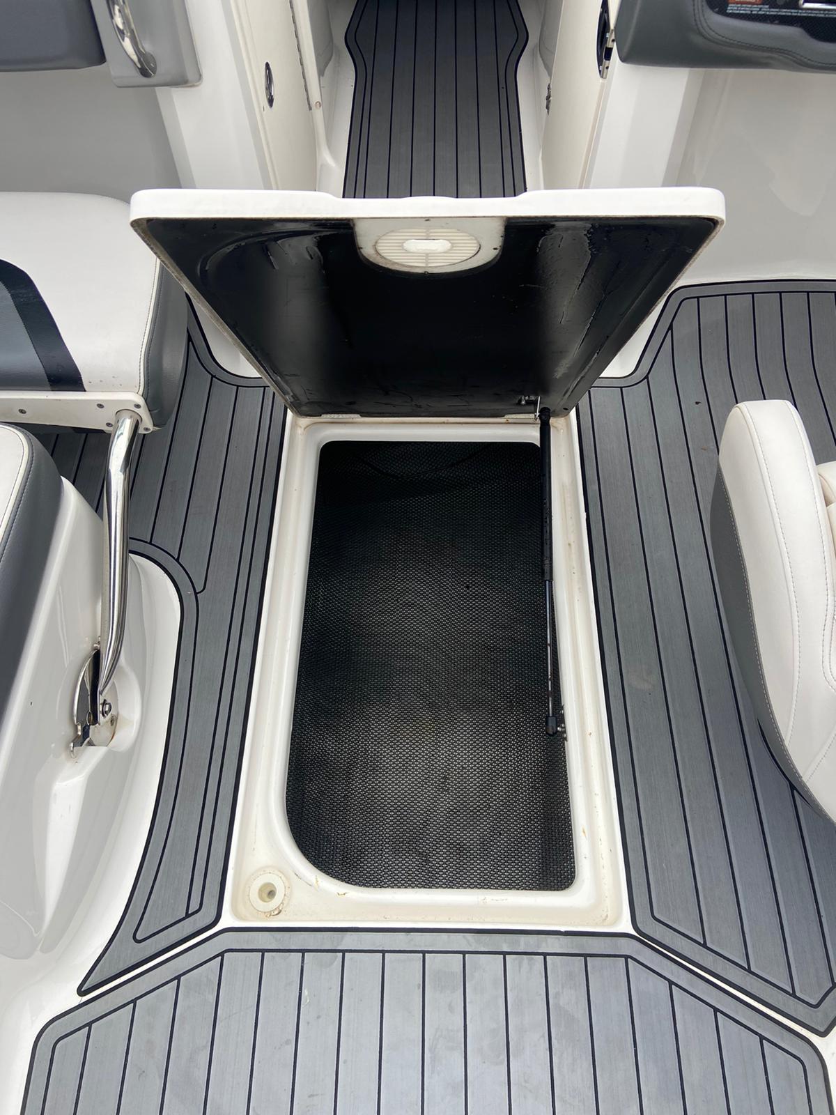 CHAPARRAL 223 VRX - Jet Boat