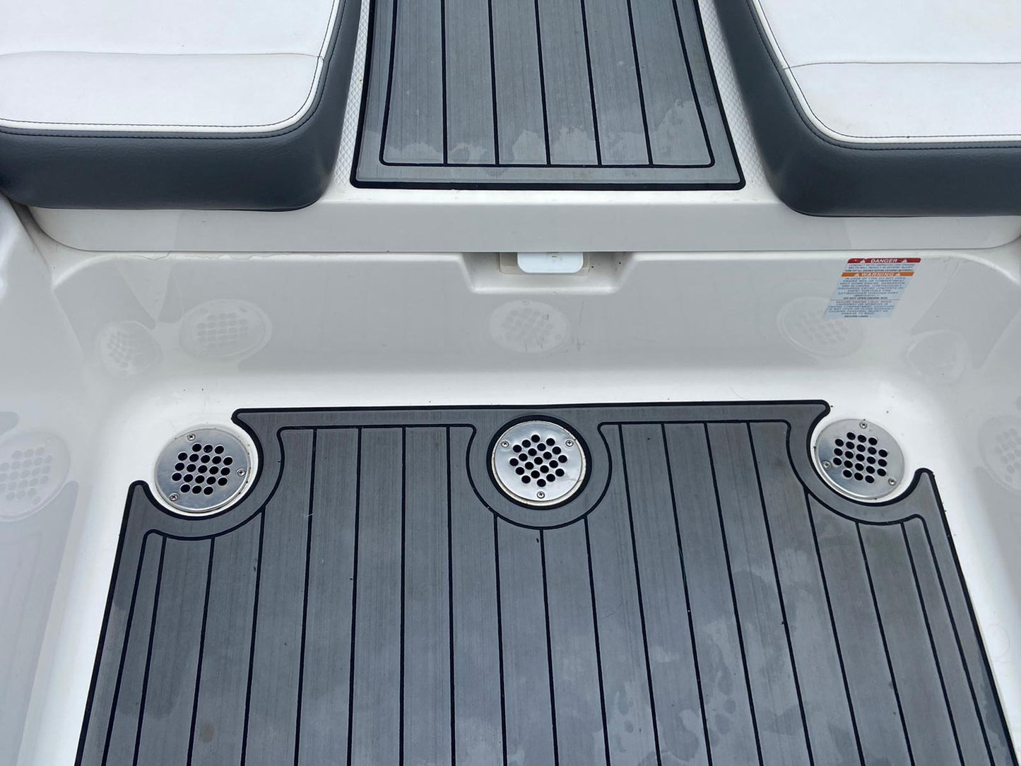 CHAPARRAL 223 VRX - Jet Boat