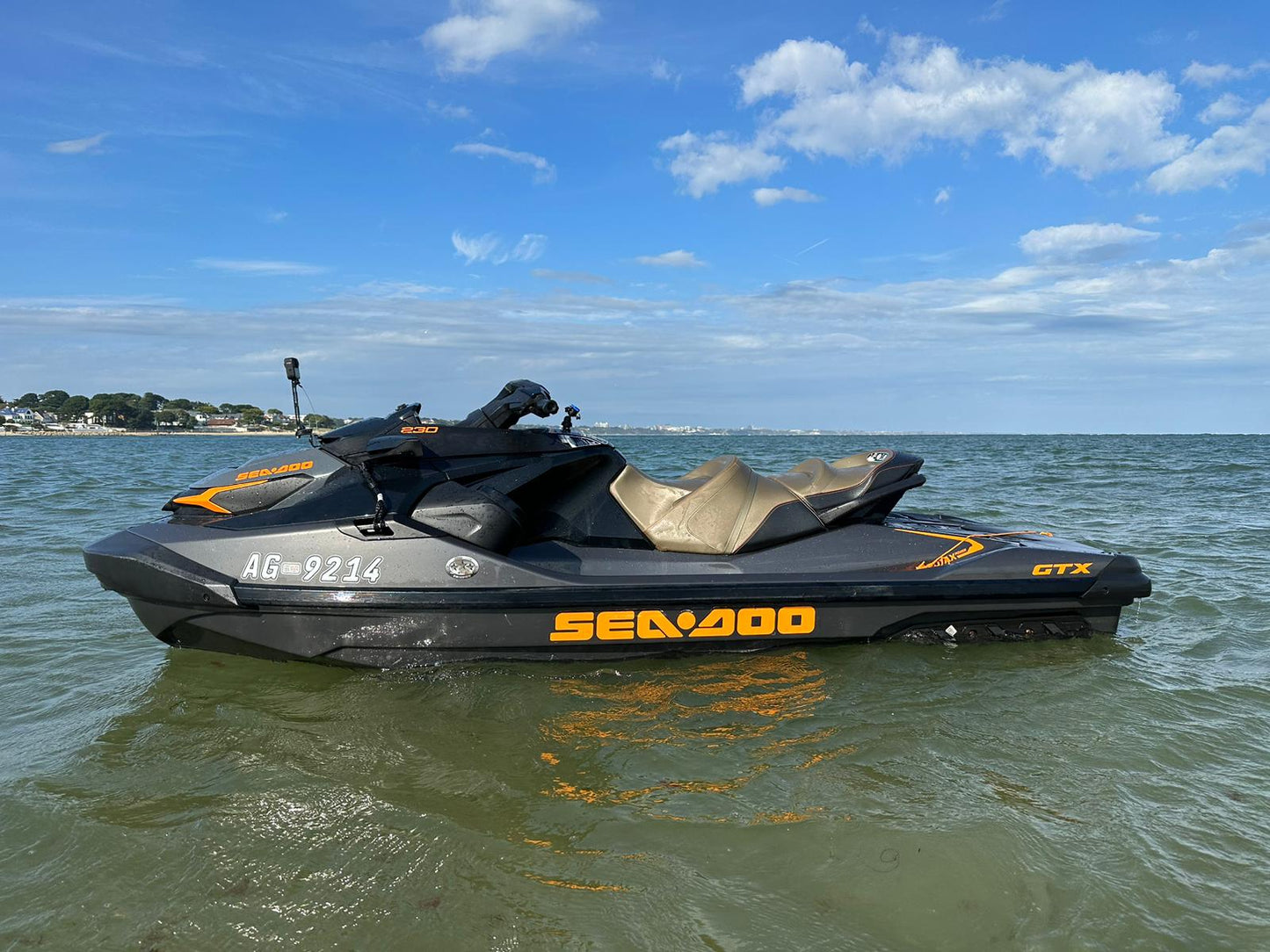 2016 Pre-owned WaveBoat & Sea-Doo GTX 230hp Package