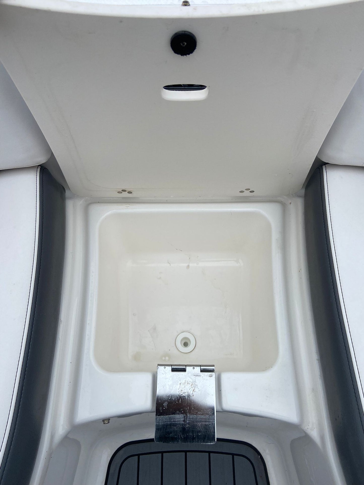 CHAPARRAL 223 VRX - Jet Boat