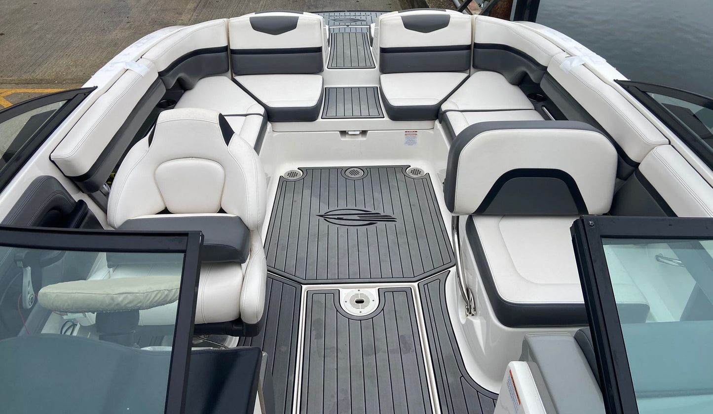 CHAPARRAL 223 VRX - Jet Boat