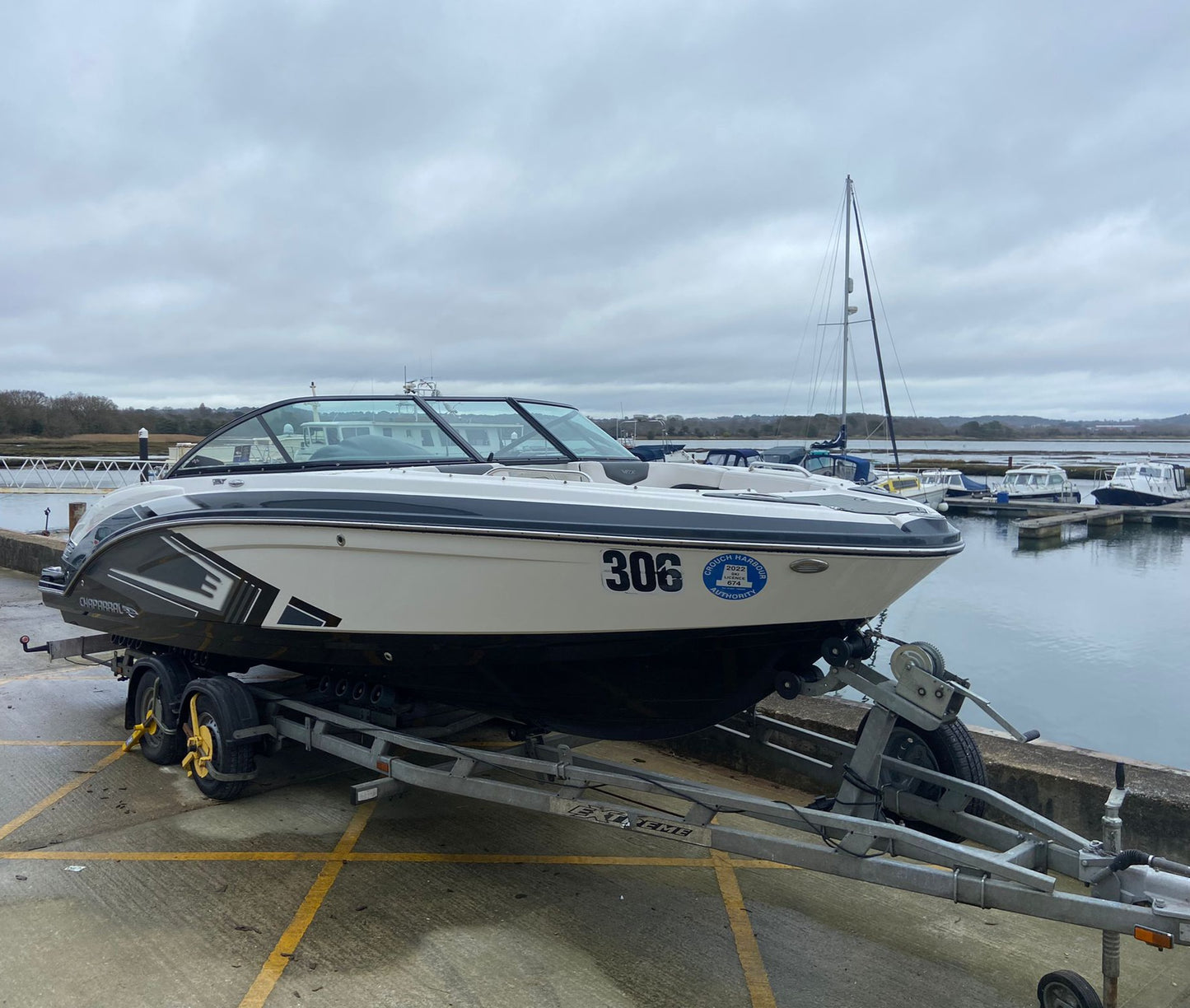 CHAPARRAL 223 VRX - Jet Boat