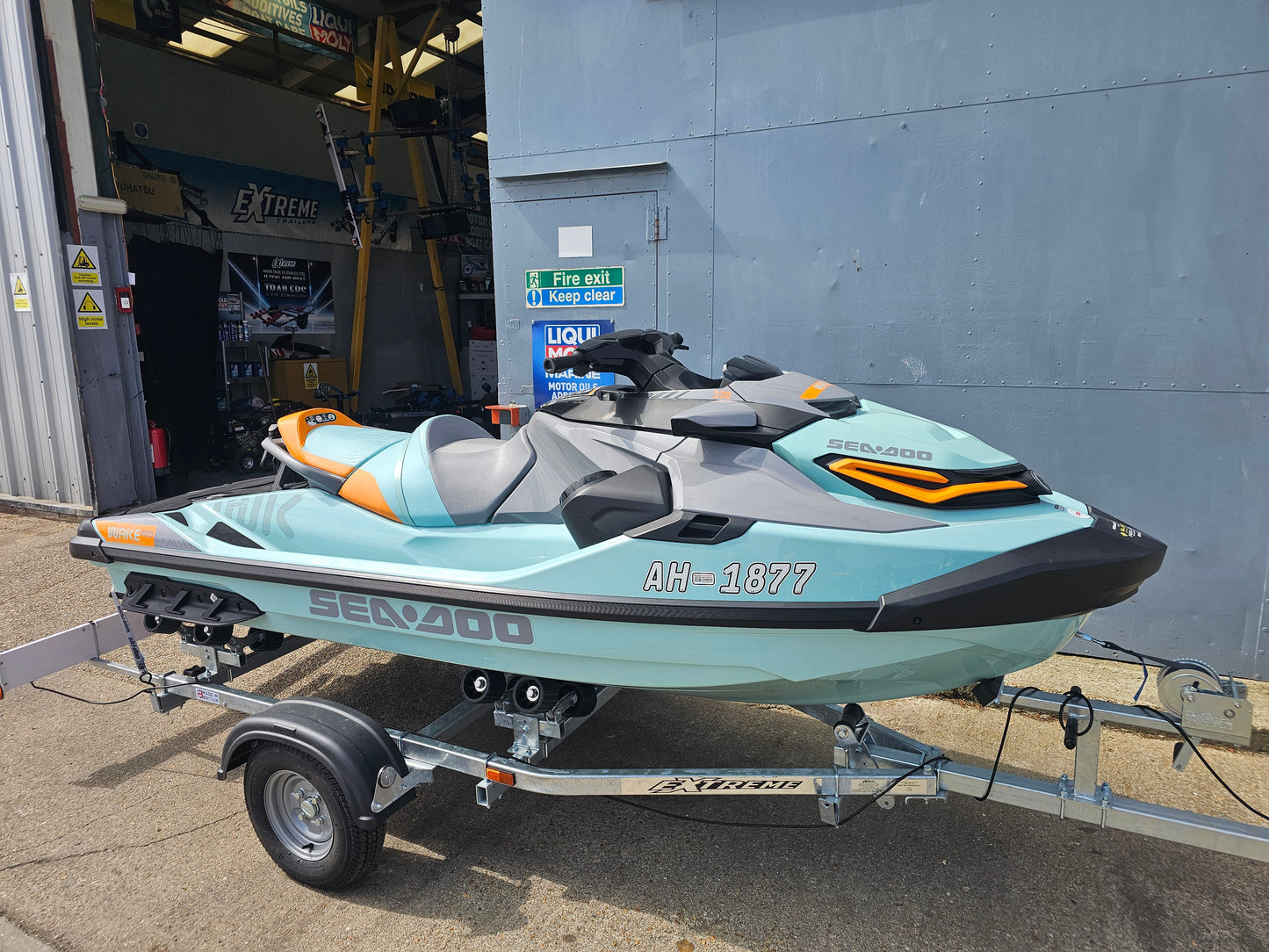2022 Pre-owned Sea-Doo Wake Pro 230hp