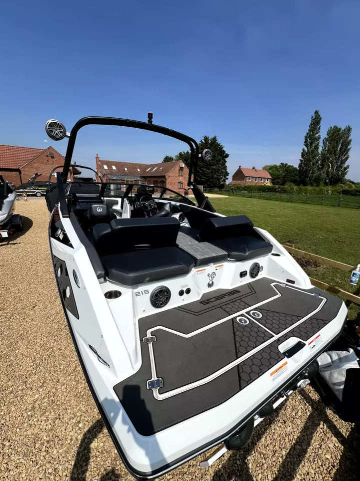 Scarab 215 ID - WAKE Edition 500HP and Trailer