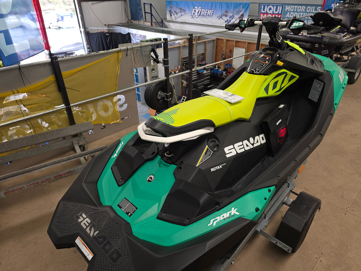 2019 Pre-owned Sea-Doo 3up Spark Trixx 90hp