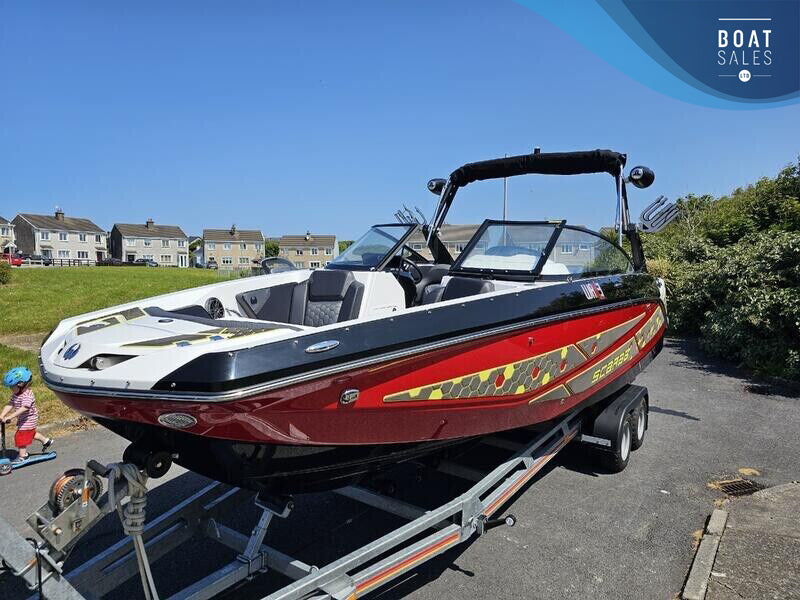 2021 Scarab 255 ID Wake Edition – exterior