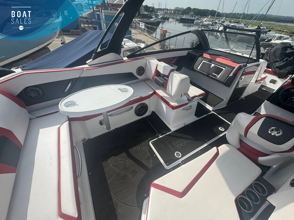 2023 Scarab 285 ID – Twin 230hp Jet Boat – photo 7