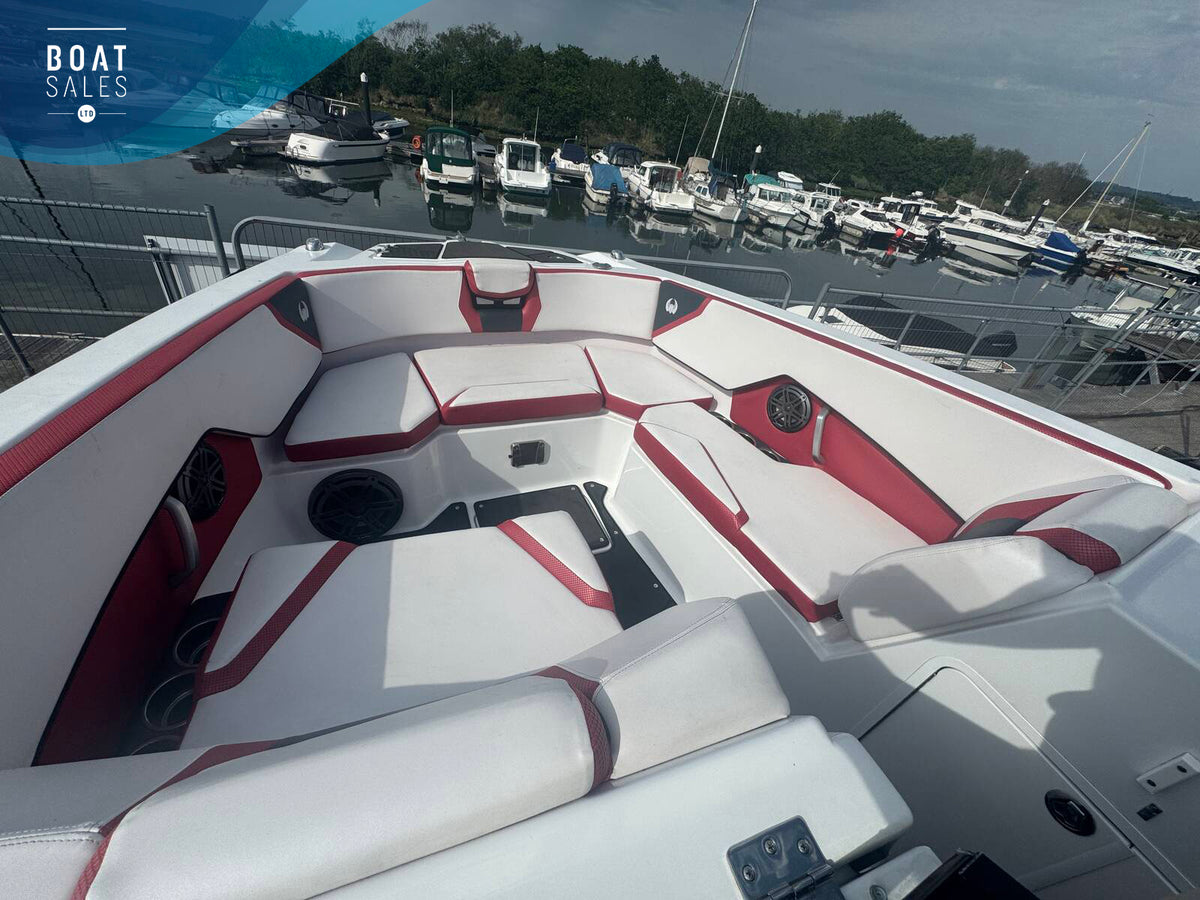 2023 Scarab 285 ID – Twin 230hp Jet Boat – photo 11
