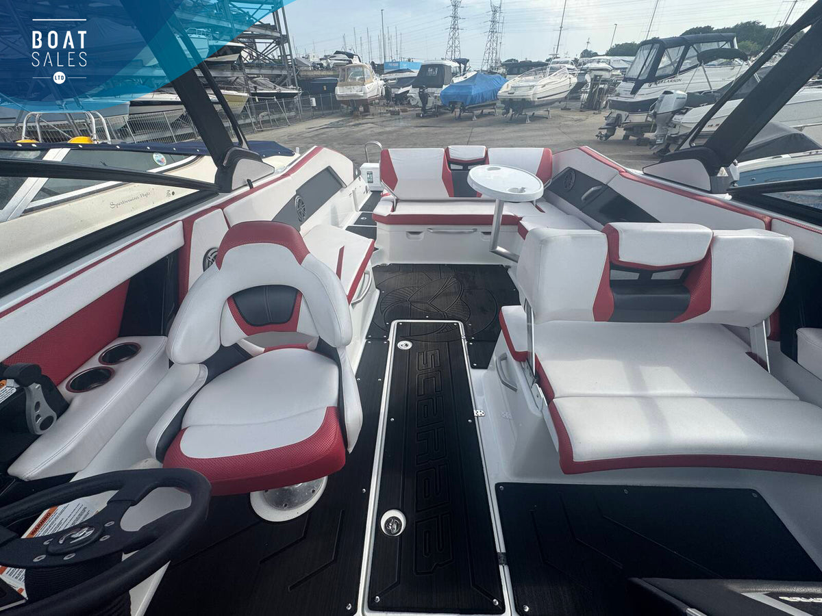2023 Scarab 285 ID – Twin 230hp Jet Boat – photo 12