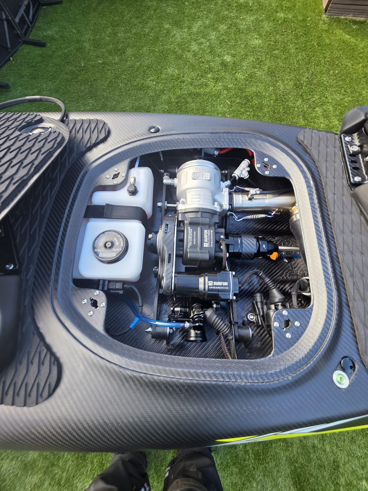 Actual SURFON GTS engine compartment