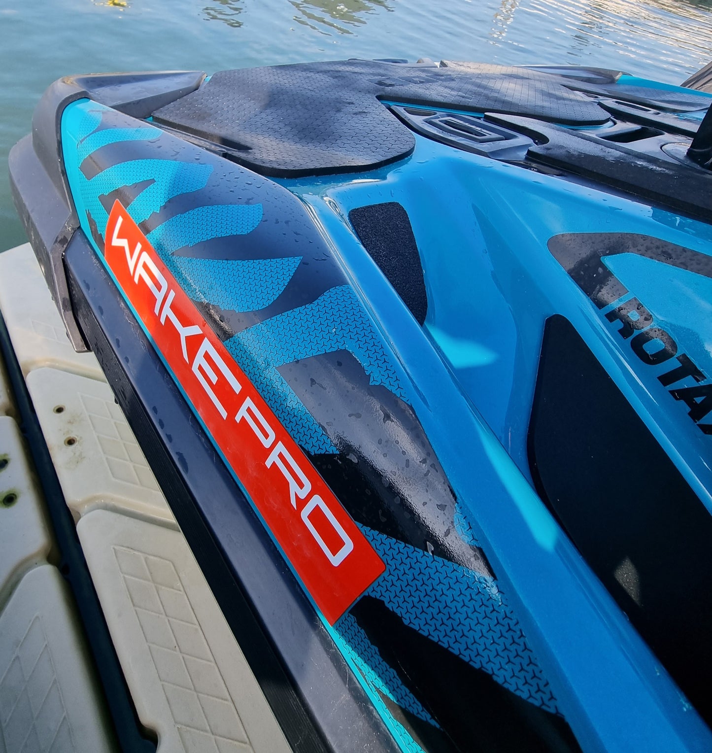 2018 Used Sea-Doo Wake Pro 230