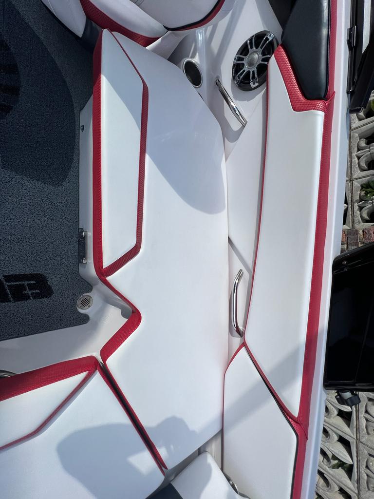 2015 Scarab 215 Rotax Jet Boat 500hp
